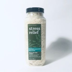 Aromatherapy Stress Relief Eucalyptus Spearmint Bath Soak 17 Oz Bath Body Works